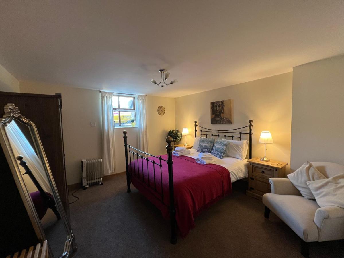 Anchor Hotel Johnshaven エクステリア 写真