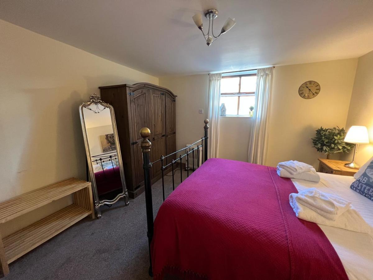 Anchor Hotel Johnshaven エクステリア 写真