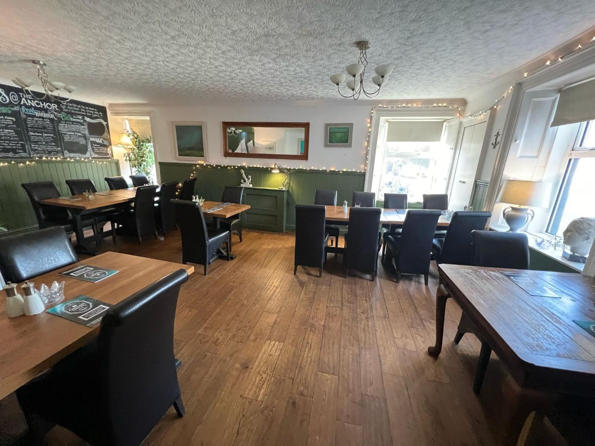 Anchor Hotel Johnshaven エクステリア 写真